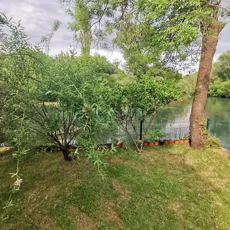 River House Arelic *